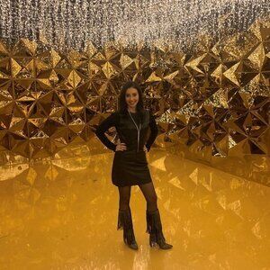 Meet your Posher, Sara